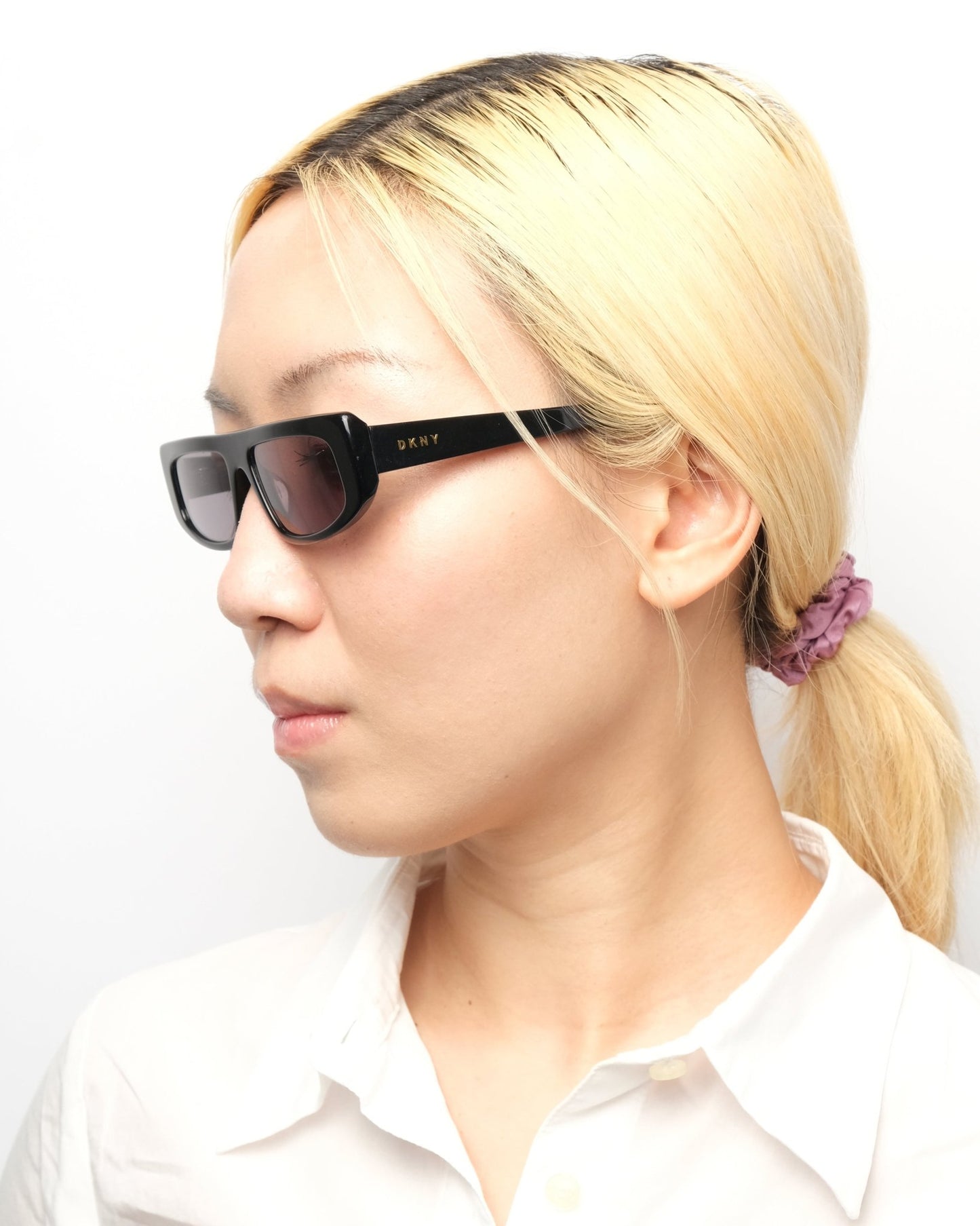 DKNY Sunglasses - Sunglasses - image - 6