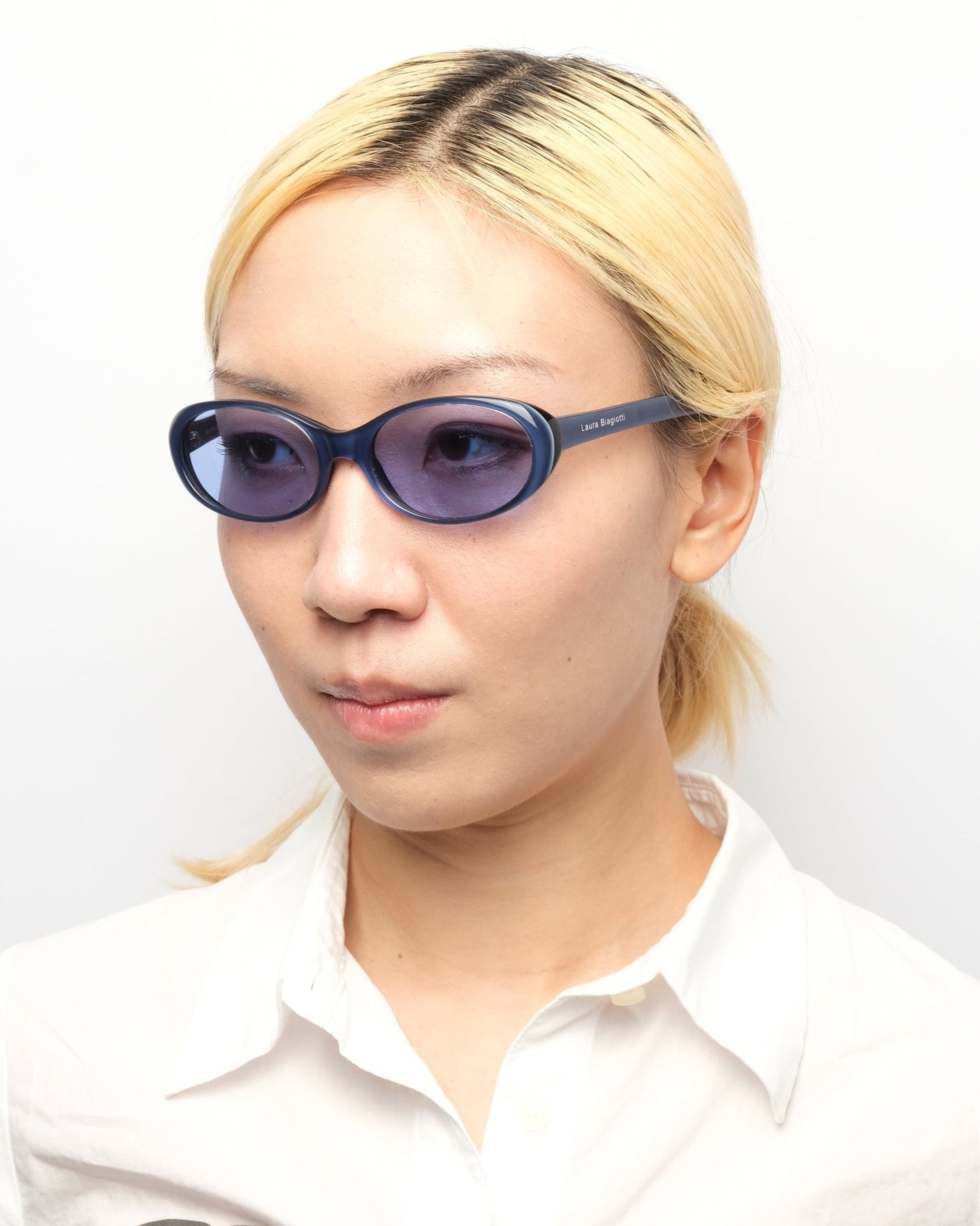 Laura Biagiotti Sunglasses - Sunglasses - image - 4