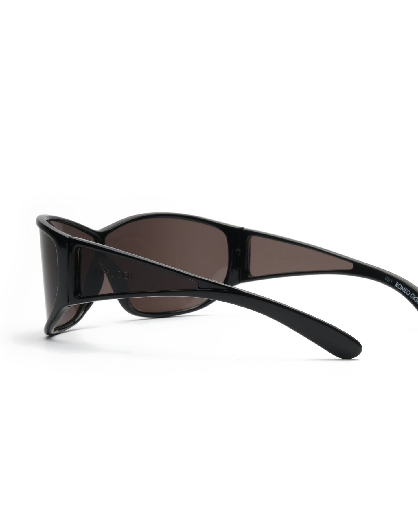 Romeo Gigli Wraparound - Sunglasses - image - 7