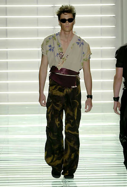 Gucci Spring 2001 shield