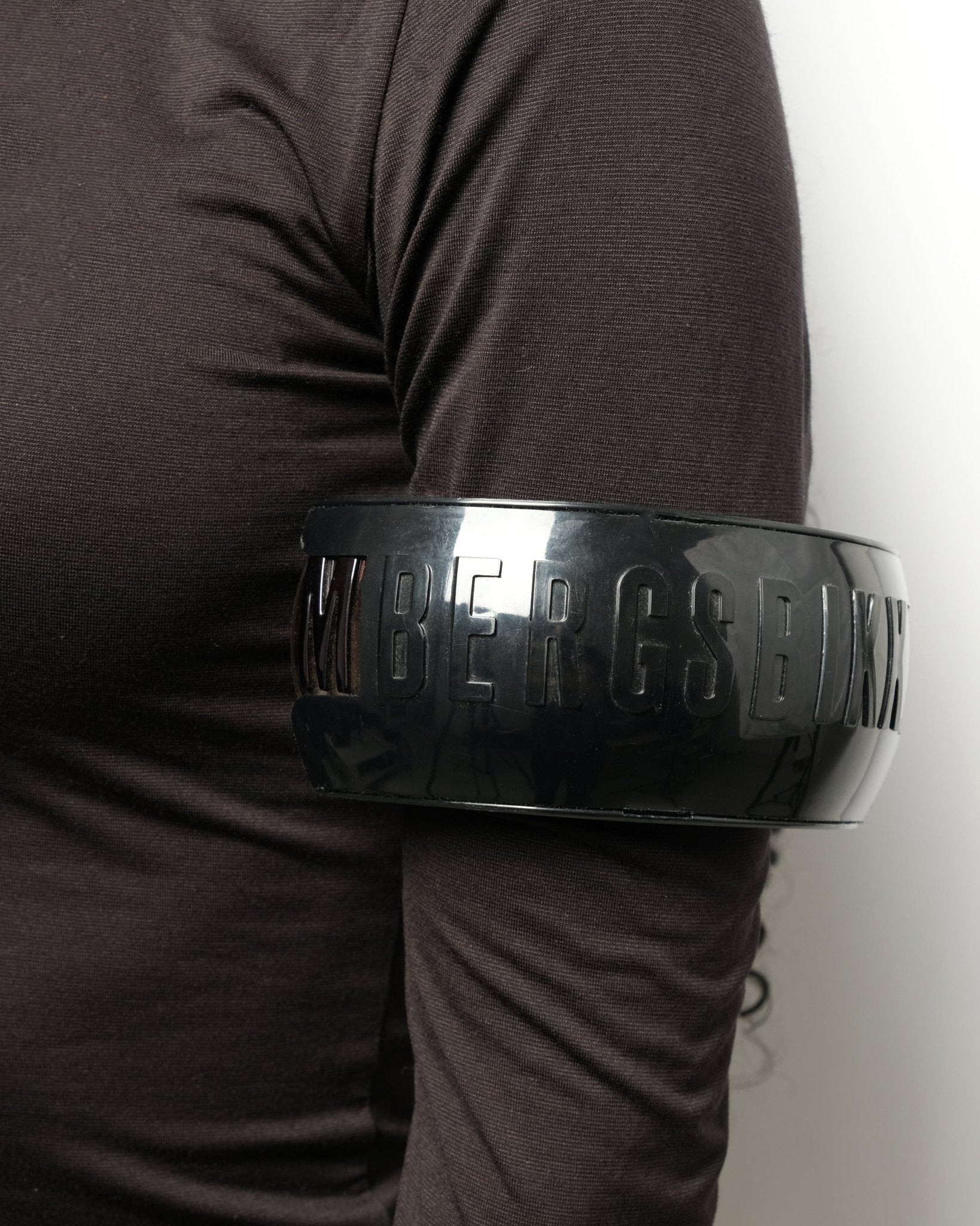 2009 Bikkembergs Shield - Sunglasses - image - 7