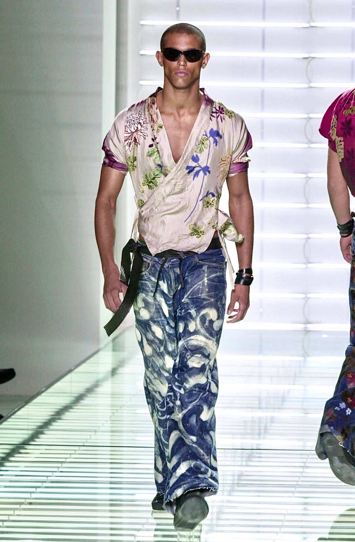 Gucci Spring 2001 shield