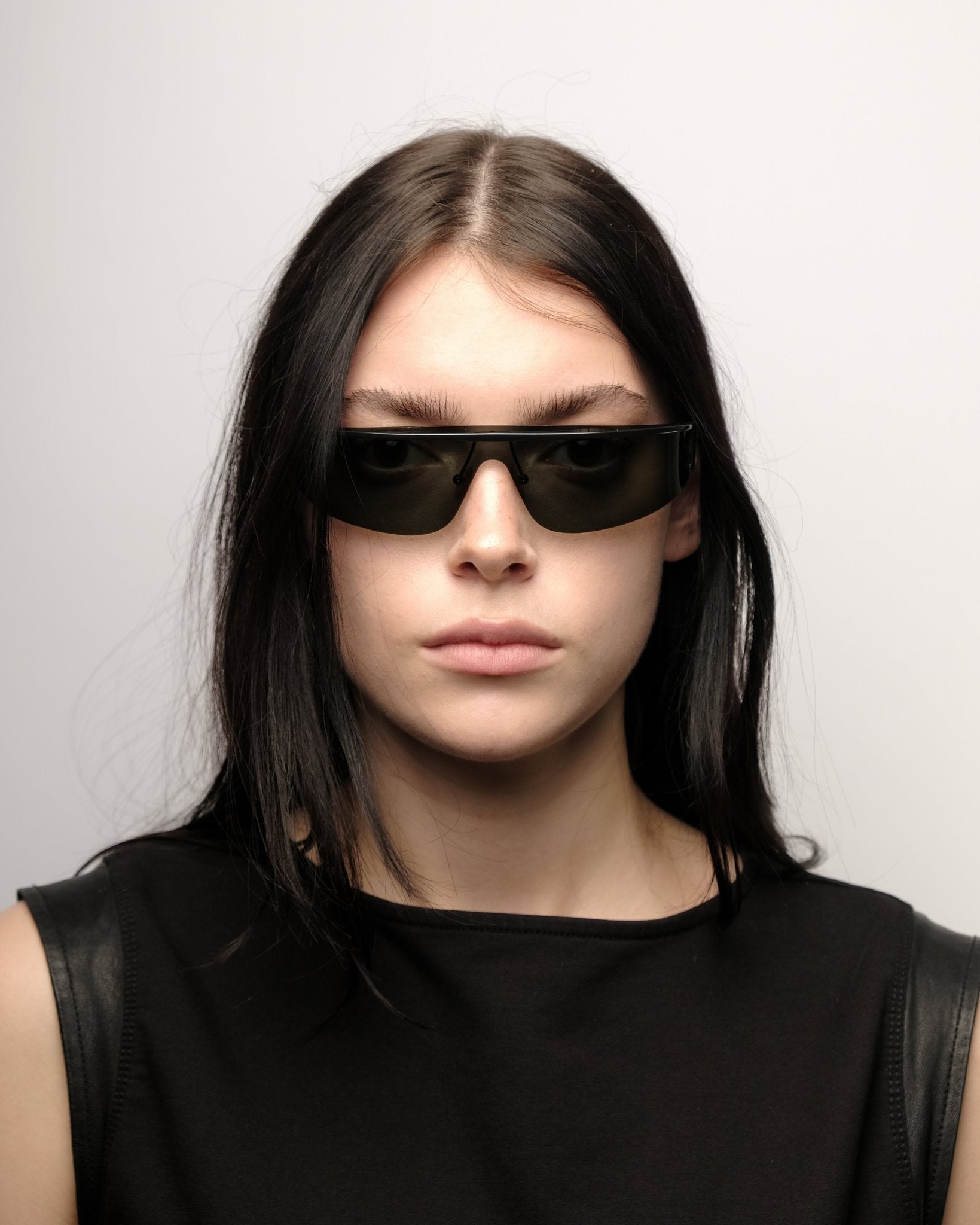 Giorgio Armani-Giorgio Armani shield vintage Sunglasses – The Dryads