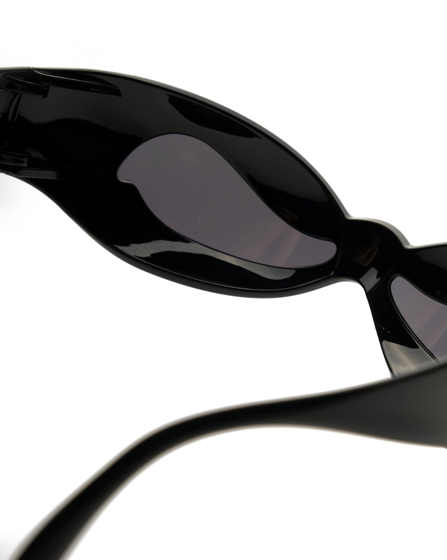 Jeremy Scott x Linda Farrow - Jeremy Scott x Linda Farrow wraparound sunglasses vintage Sunglasses – The Dryads