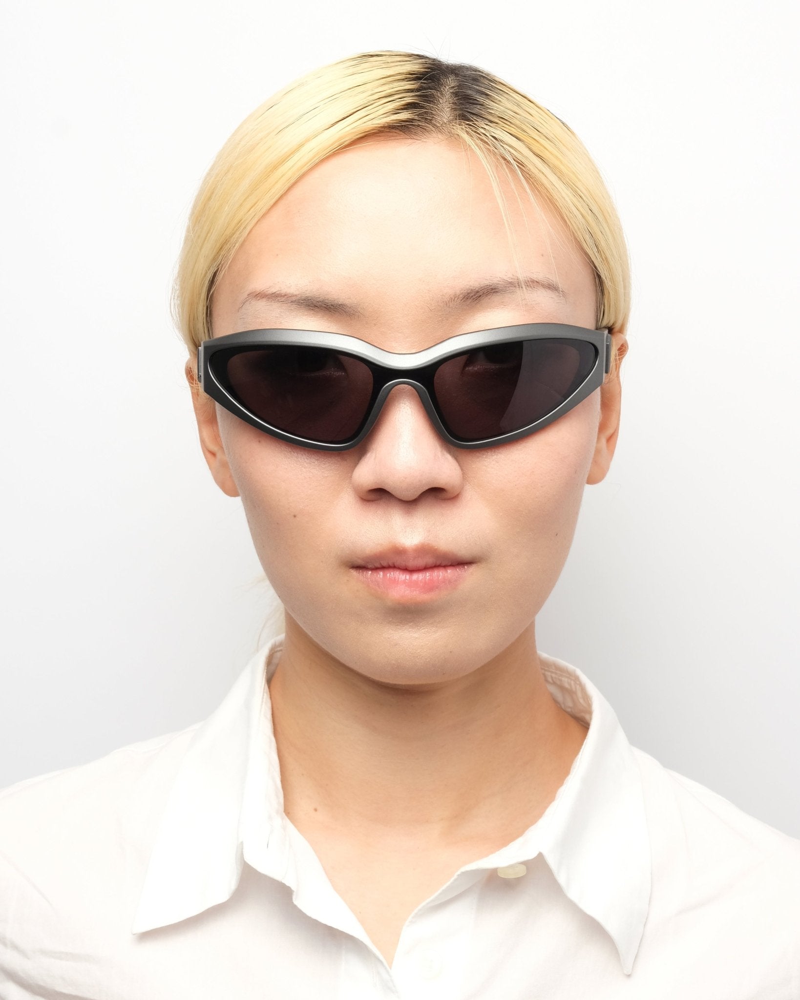 Karl Lagerfeld Sunglasses - Sunglasses - image - 4