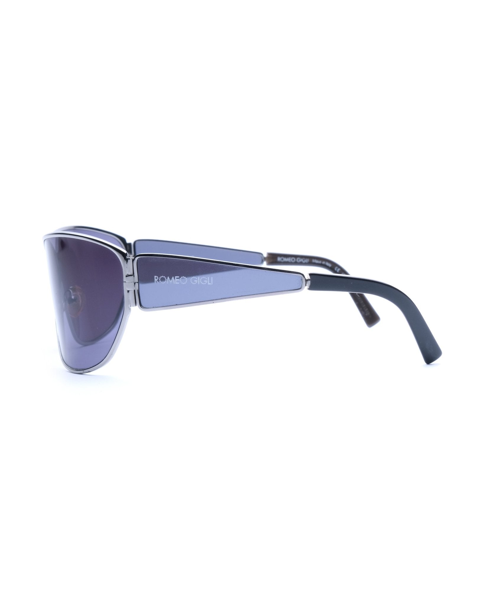 Romeo Gigli Wraparound - Sunglasses - image - 5