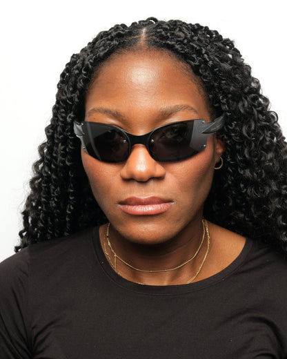 Runway FW2002 Salvatore Ferragamo - Sunglasses - image - 4