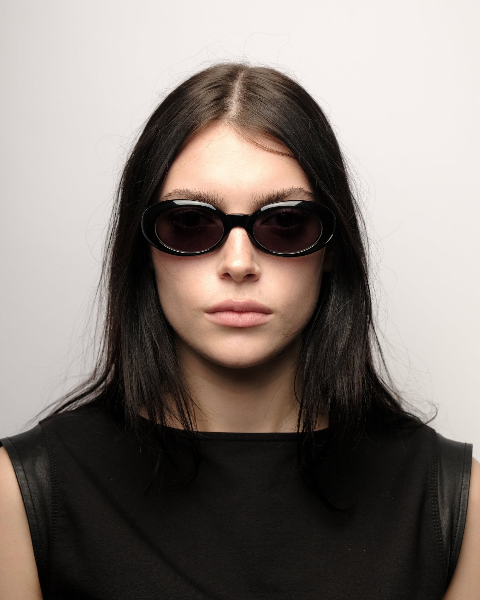 Valentino-Valentino Spring 1998 sunglasses vintage Sunglasses – The Dryads